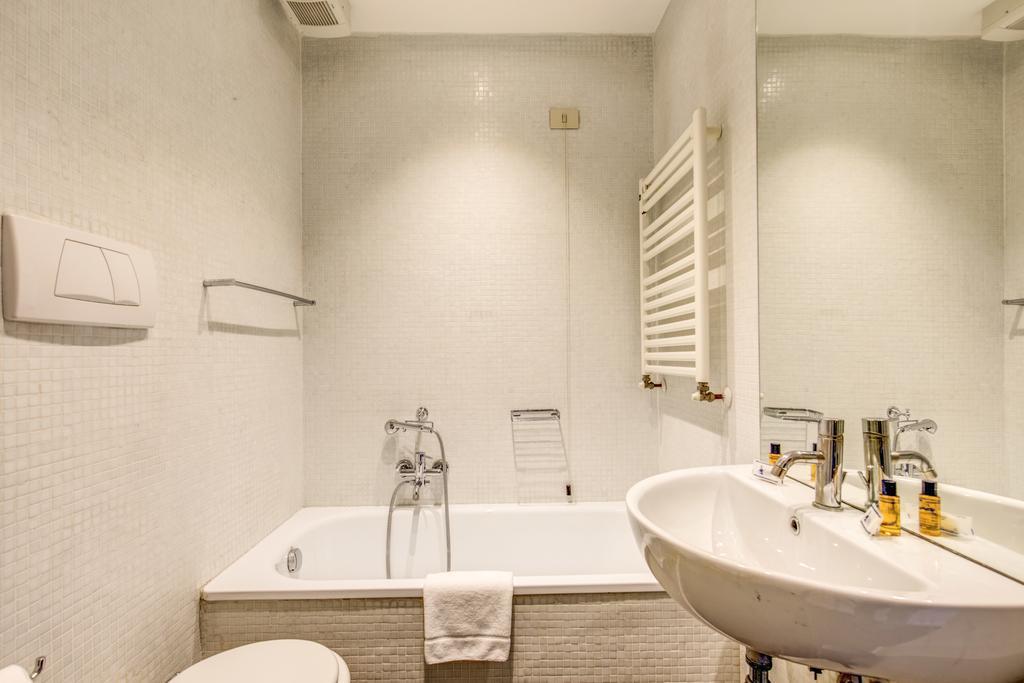 Piazza Farnese Exclusive View 2 Bedroom En Suite Rzym Zewnętrze zdjęcie